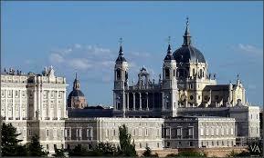 Lugar Almudena Cathedral