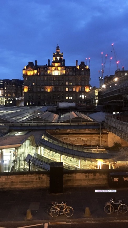 Lugar Edinburgh Waverley