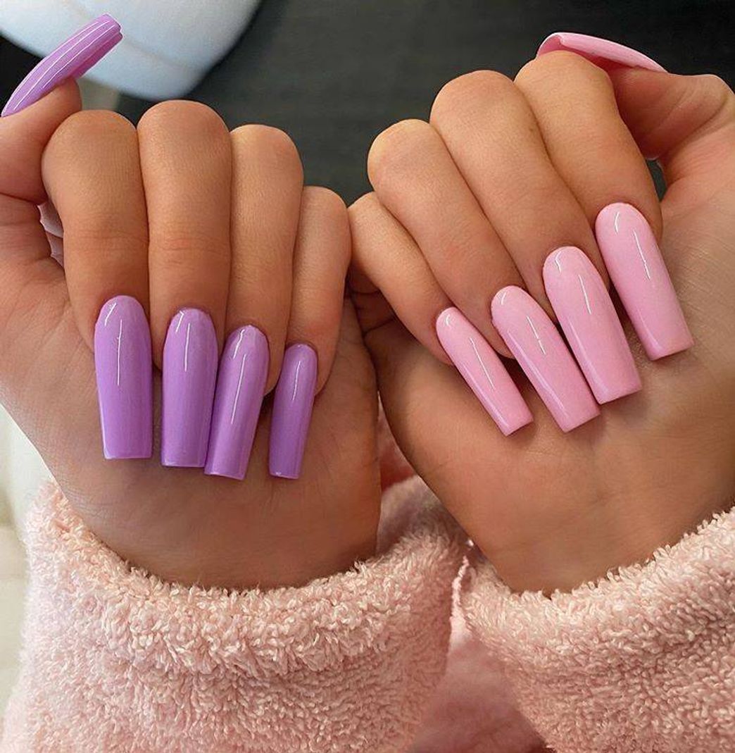 Fashion Unhas rosa e roxa ʕ ꈍᴥꈍʔ