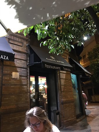 Restaurants Cinco Jotas