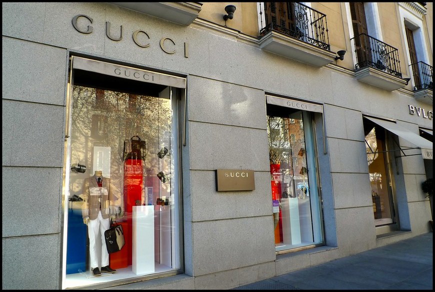 Place Gucci