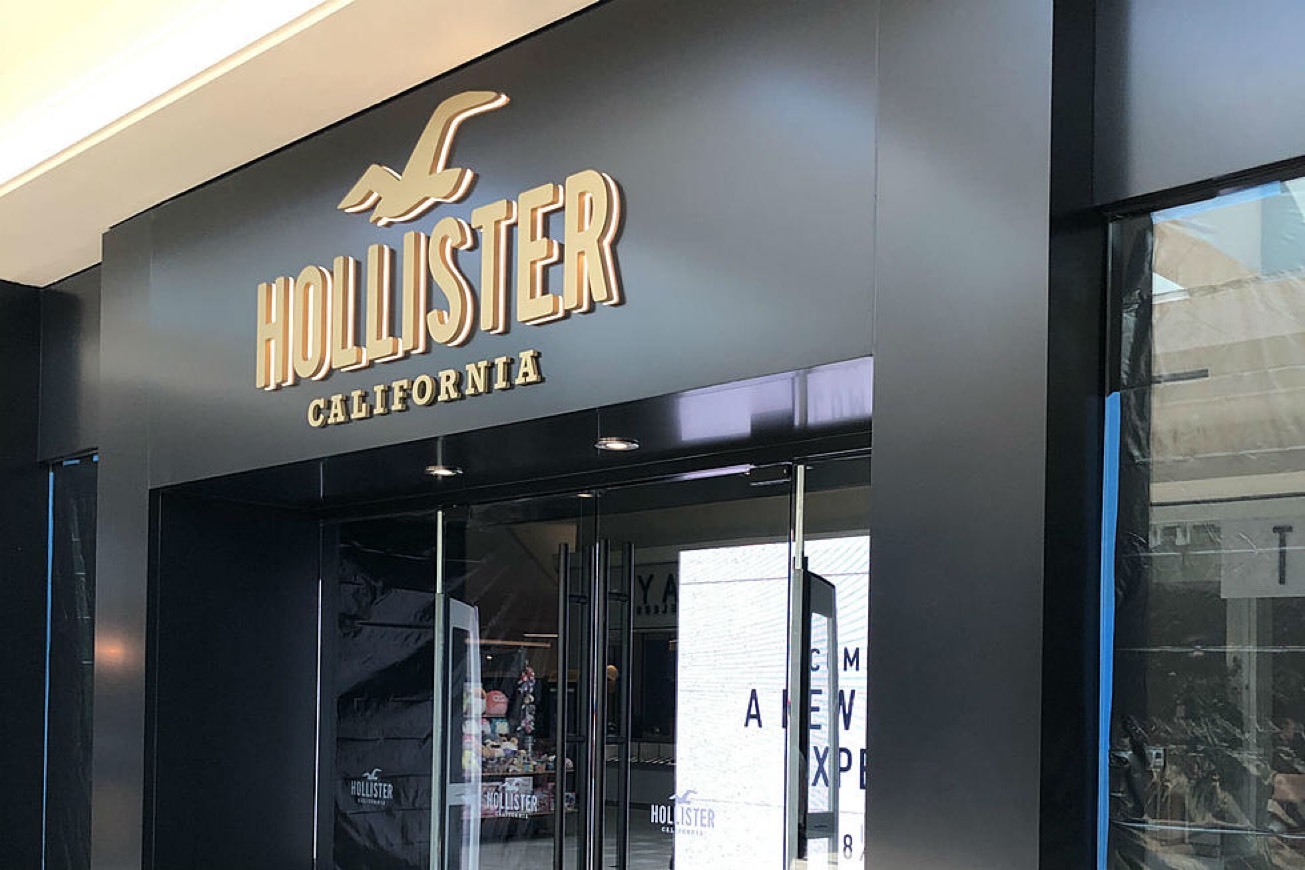 Place Hollister Co.