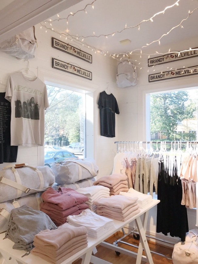 Place Brandy Melville - Passeig De Gràcia