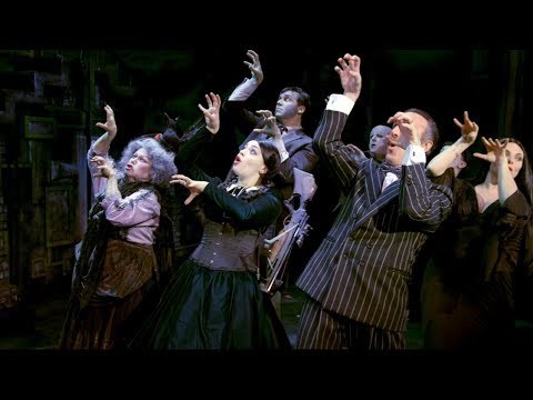 Moda The Addams Family (musical) - Wikipedia