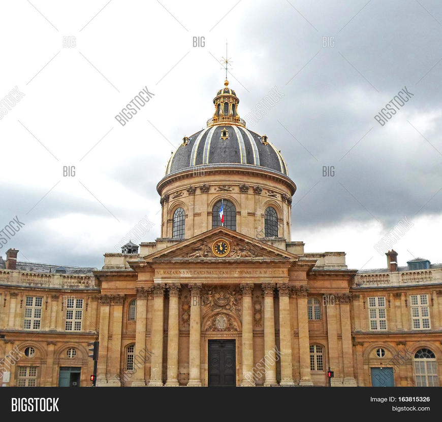 Lugar Institut de France