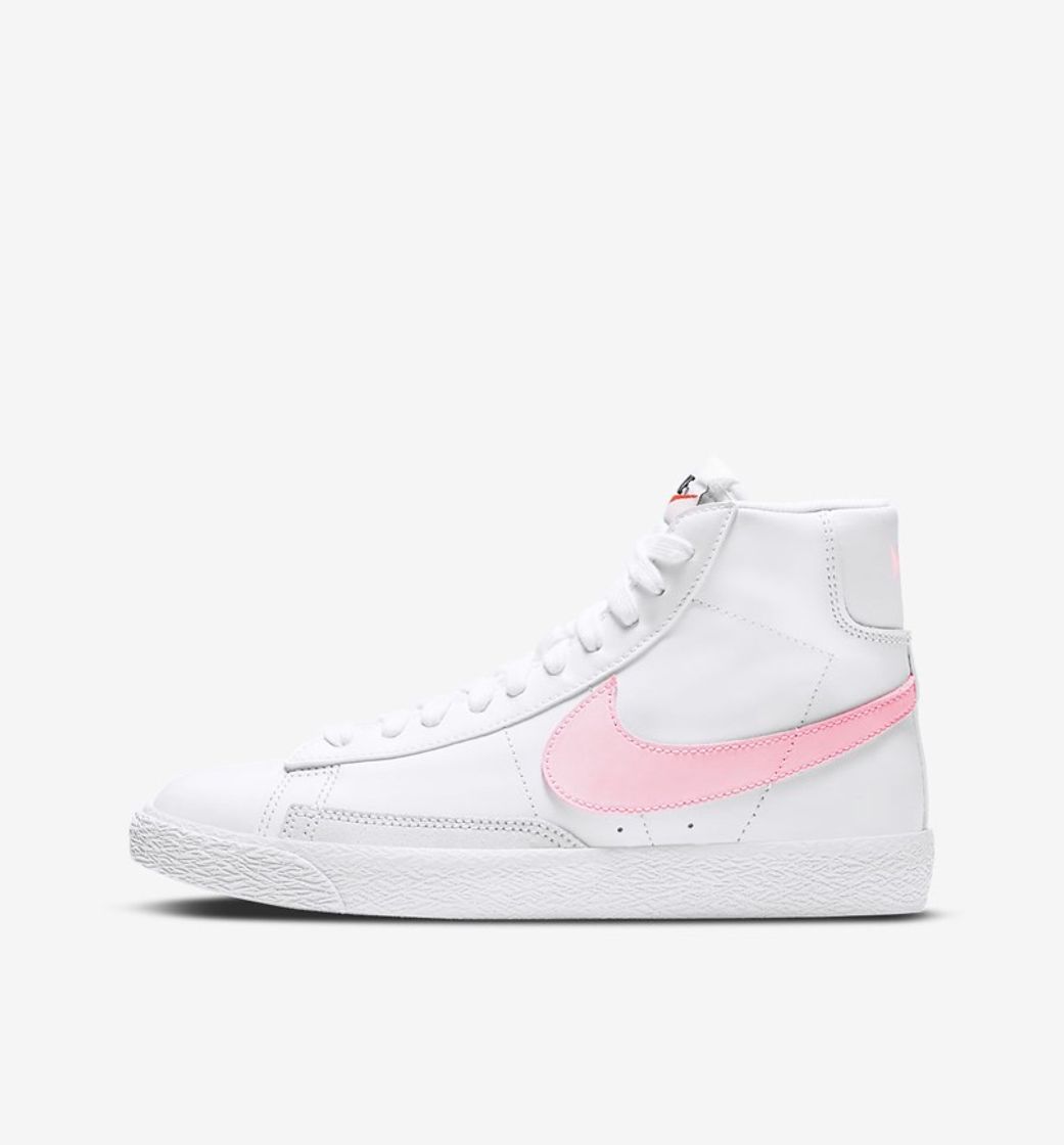 Social Nike blazer