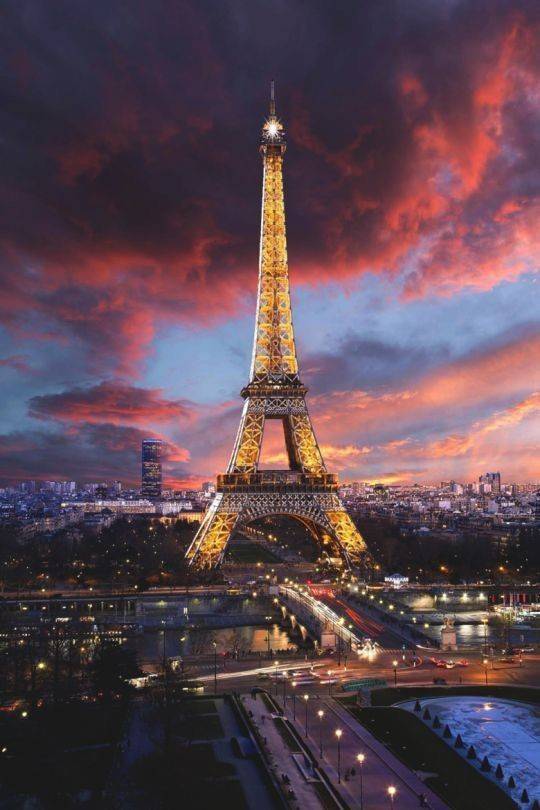 Place Torre Eiffel