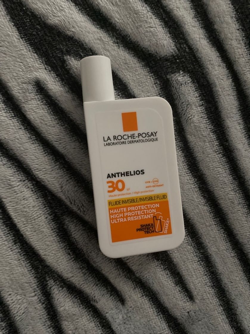 Producto Anthelios Shaka Fluido SPF30