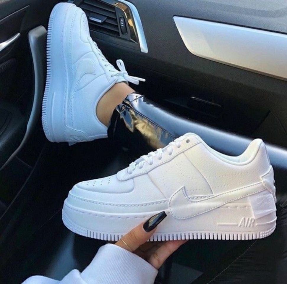 Moda AIR FORCE ONES•