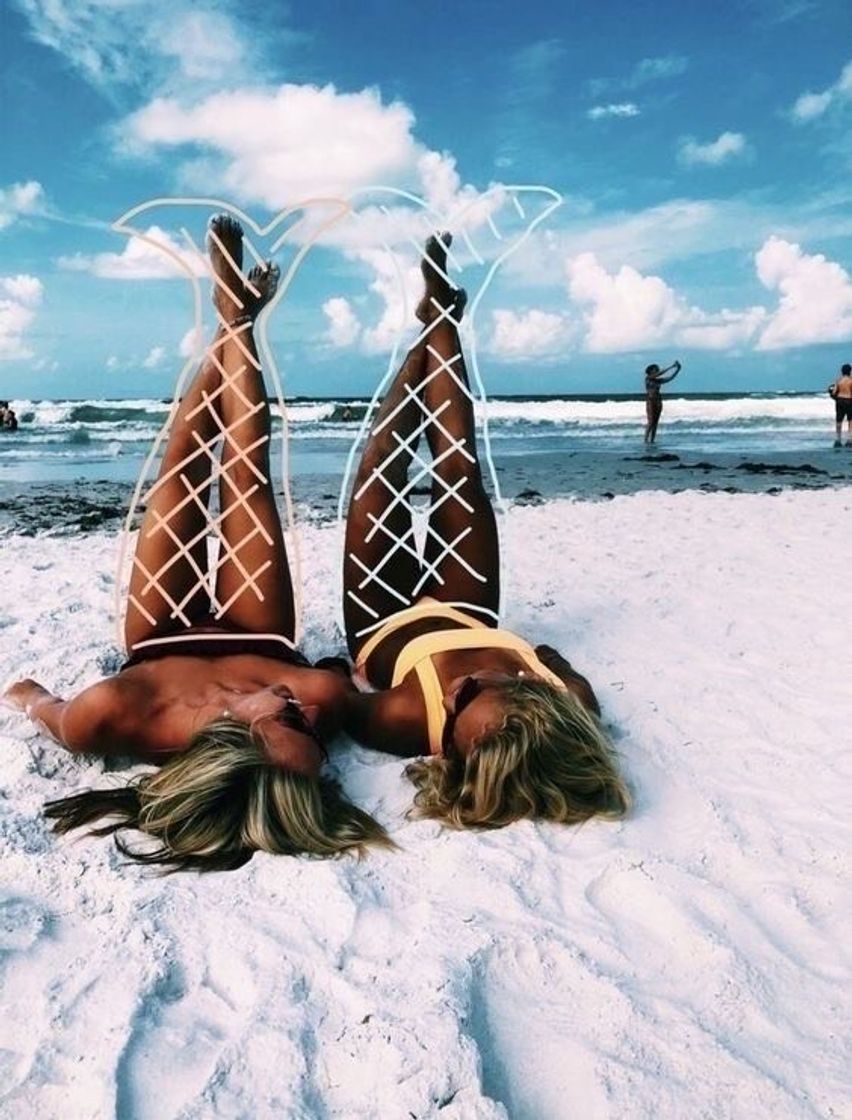 Social mermaids of the sea