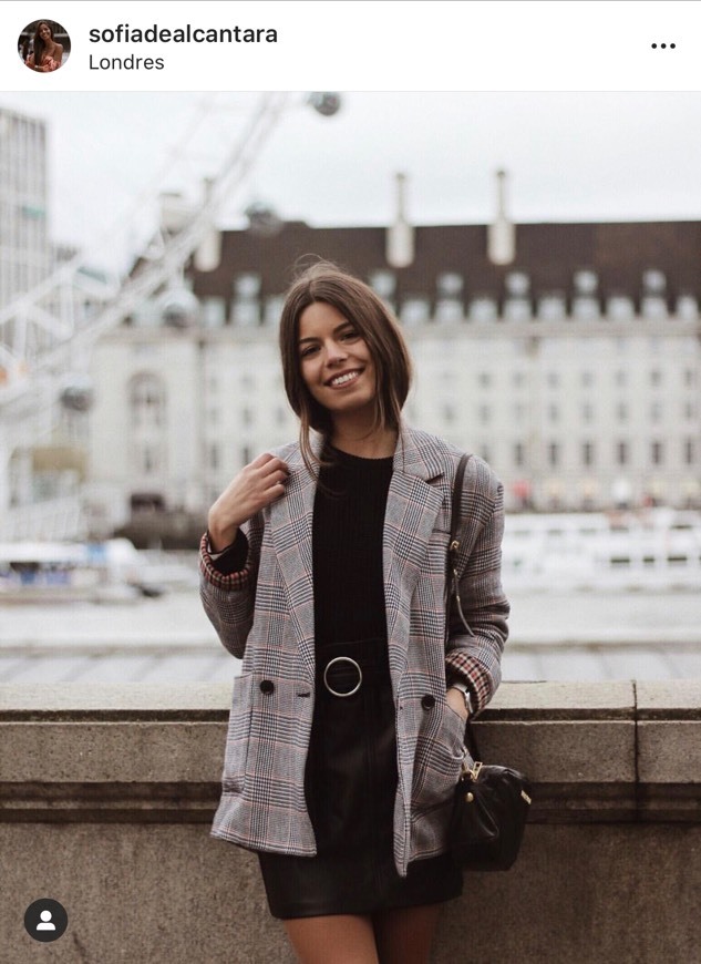 Social @sofiadealcantara • Outfit 23