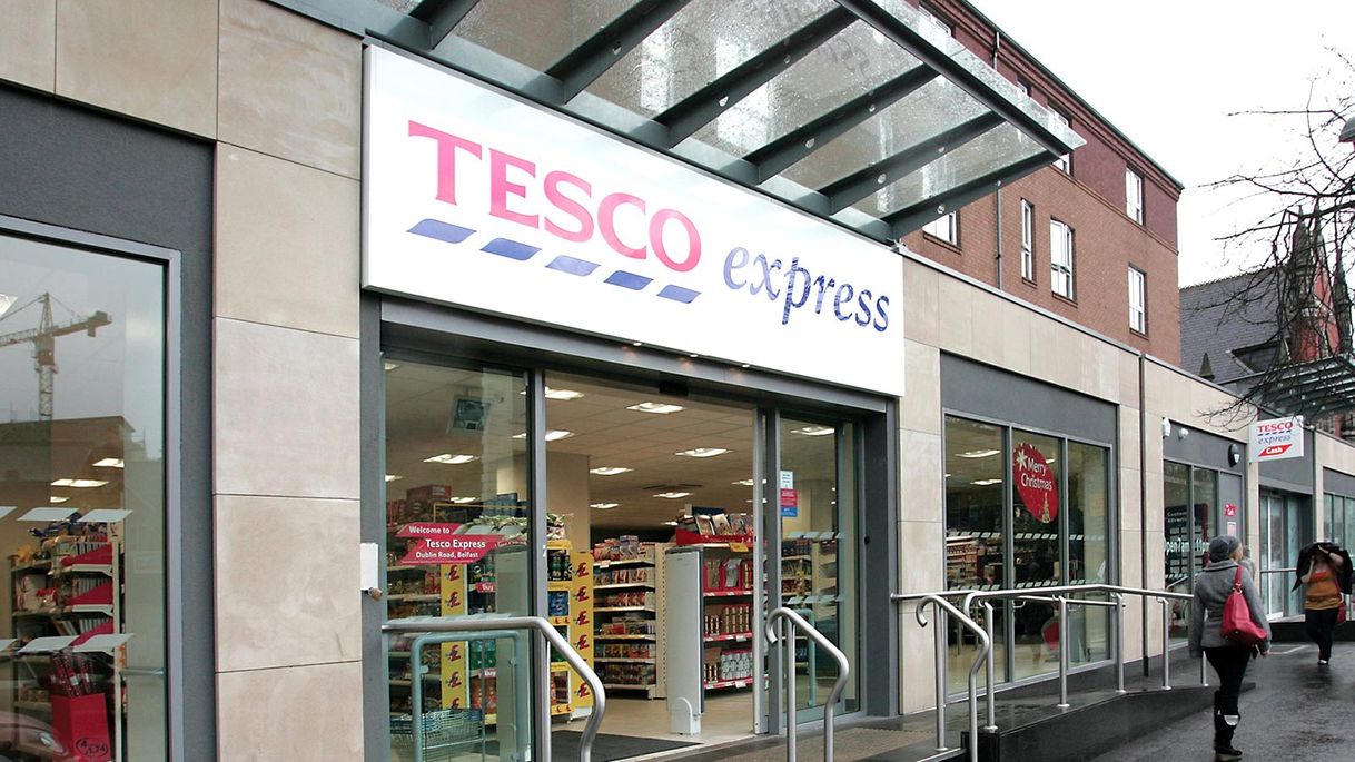 Lugar Tesco Express