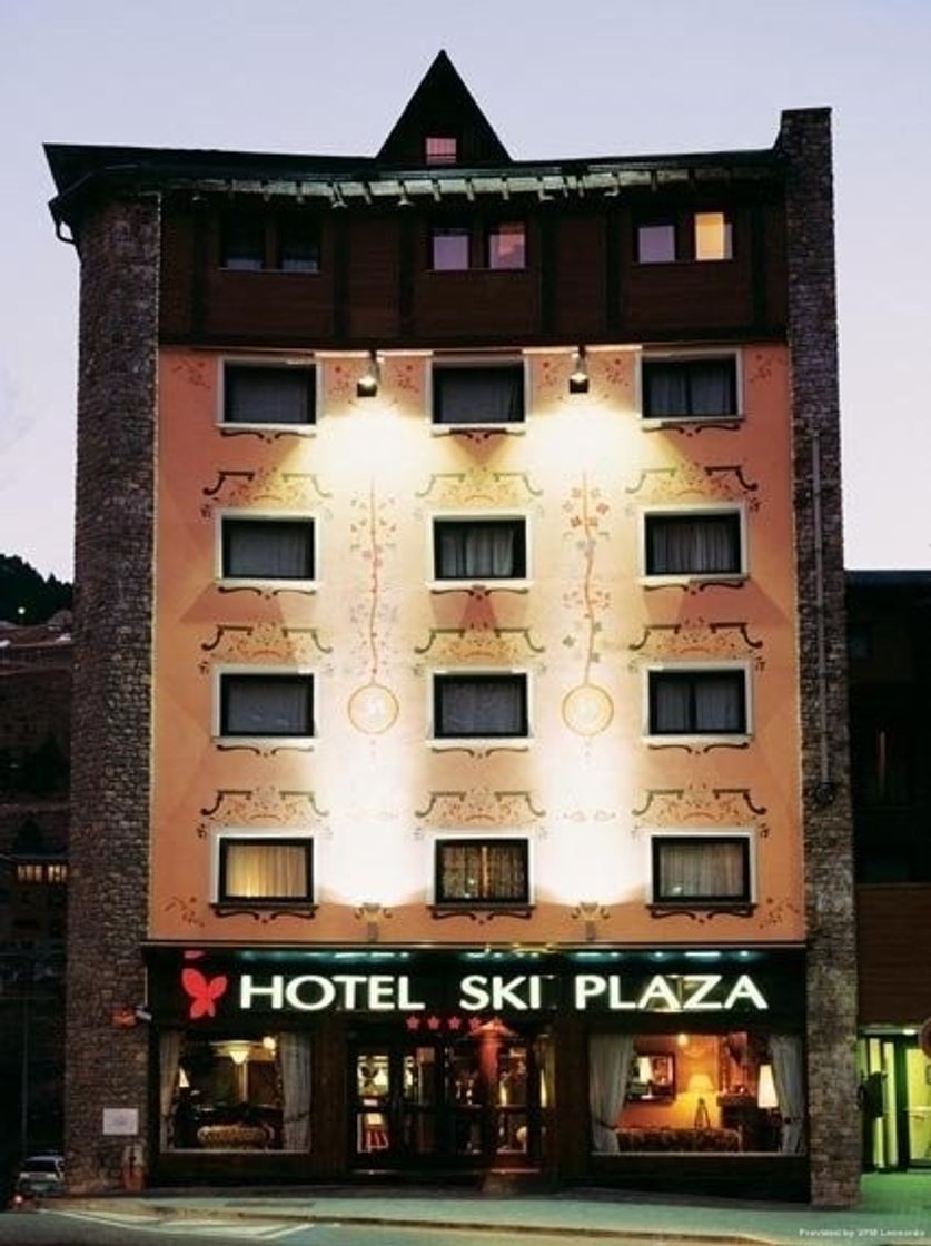 Lugar Hotel Ski Plaza