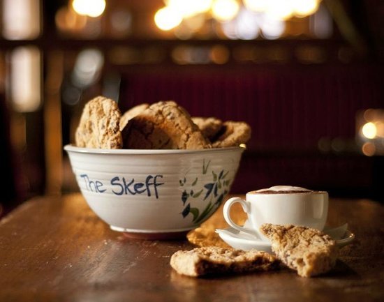 Restaurants The Skeff Bar

27 Eyre Square, Galway, Irlanda
+353 91 563 1