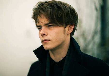 Fashion Charlie Heaton - Wikipedia