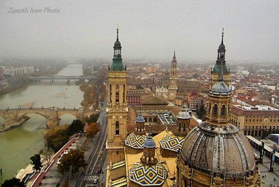 Place Torre del Pilar