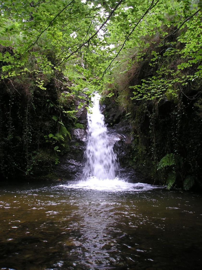 Lugares Las Cascadas de doña Úrsula en Barcenillas