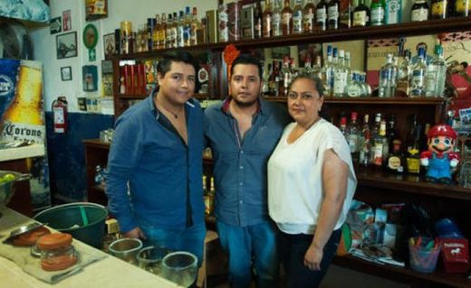 De cantinas y bares por Querétaro • 31 recomendaciones • Revista Revicheems  (@revicheems) • Peoople