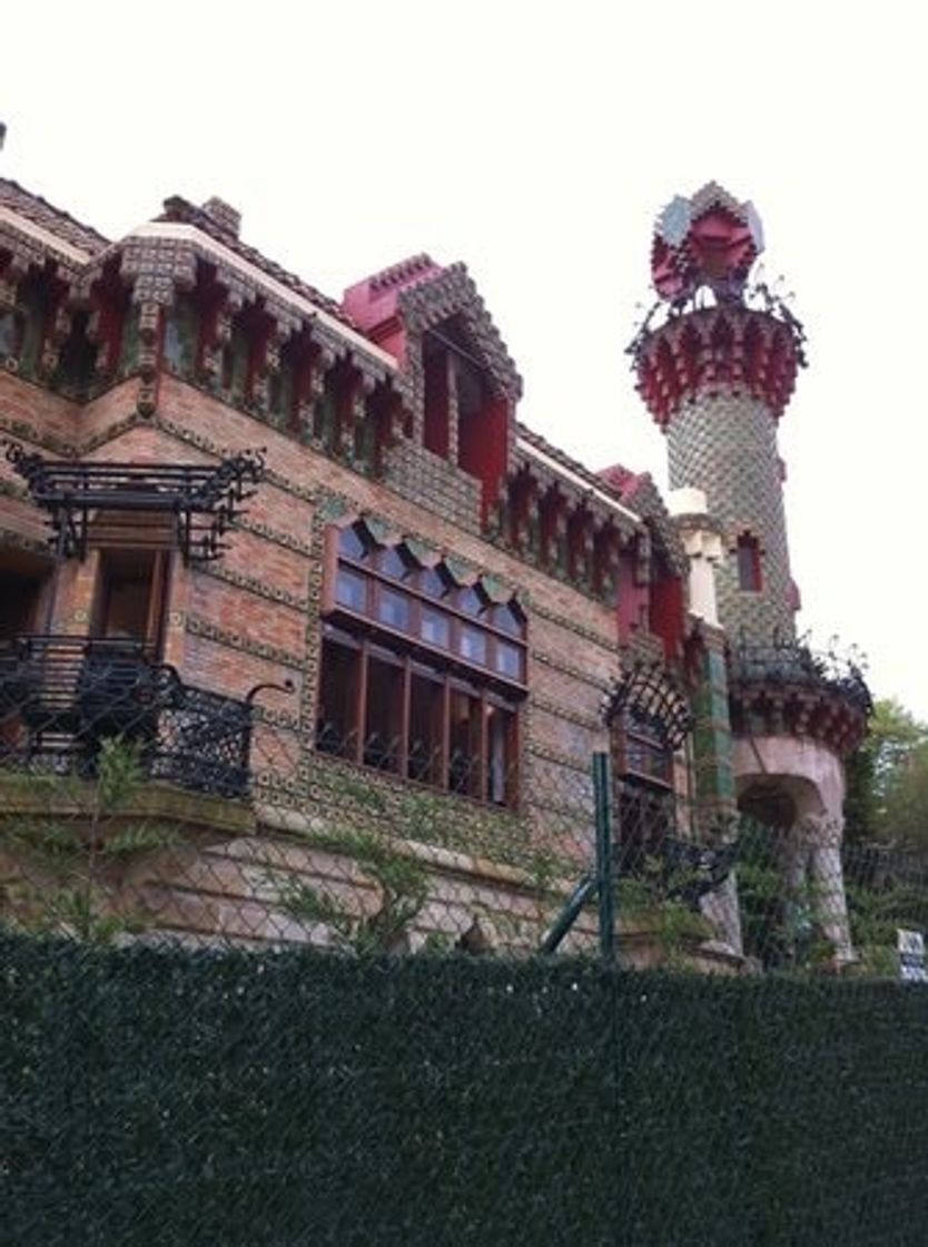 Place El Capricho de Gaudí