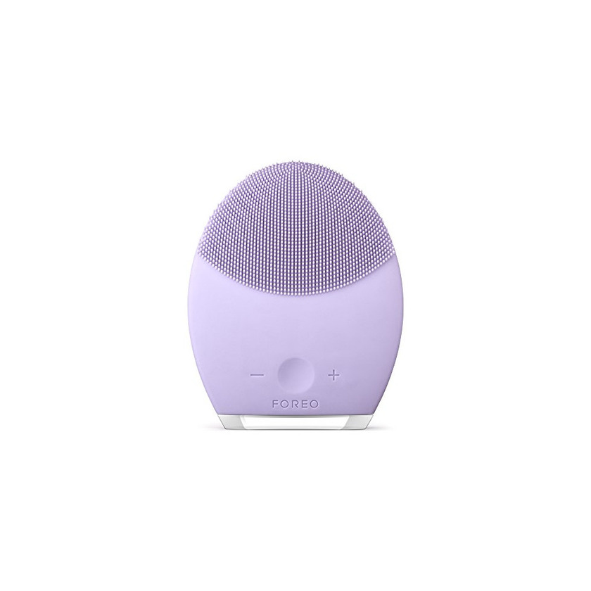 Belleza LUNA 2 de FOREO es el cepillo de limpieza facial anti-edad para