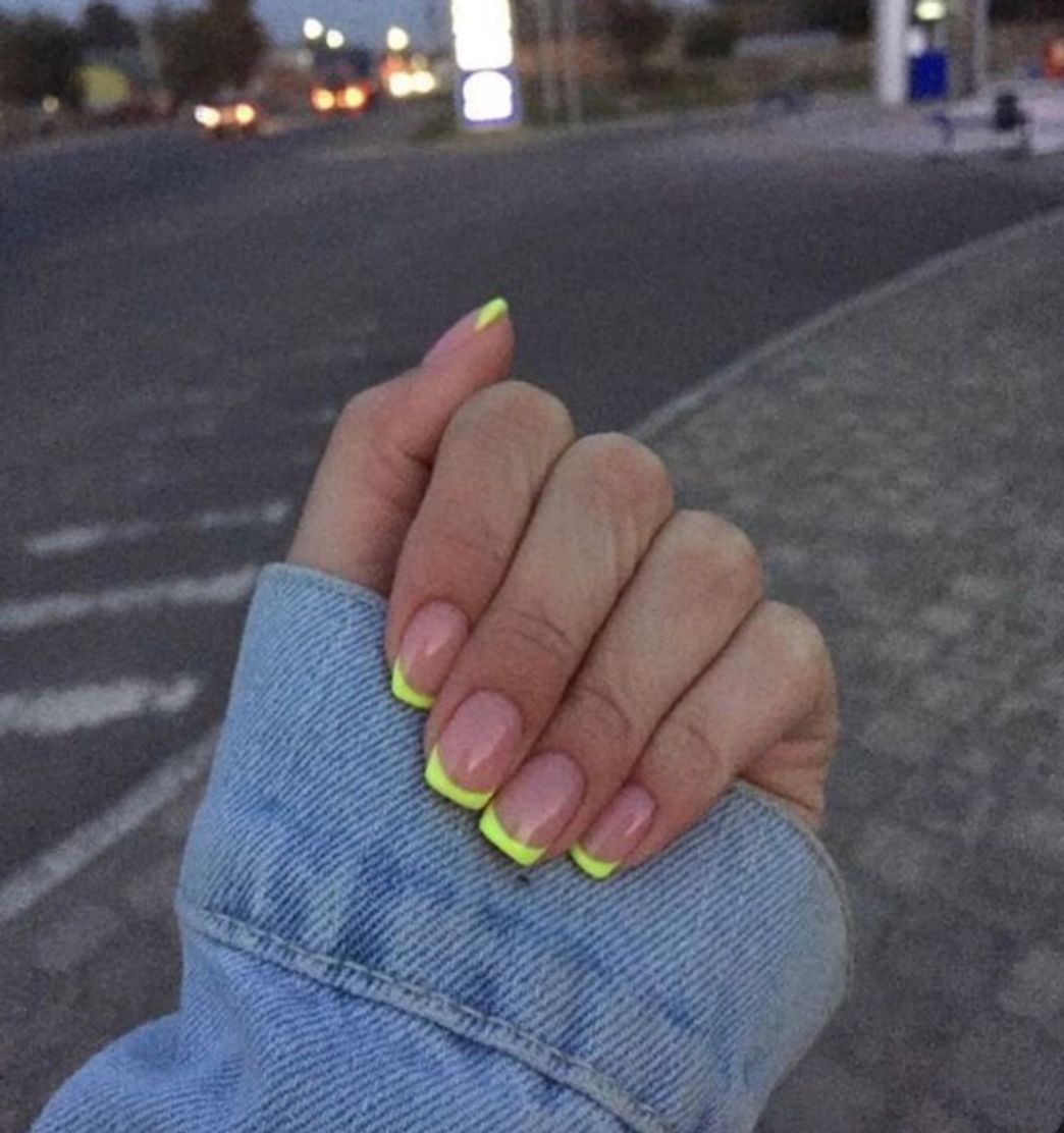 Fashion nails