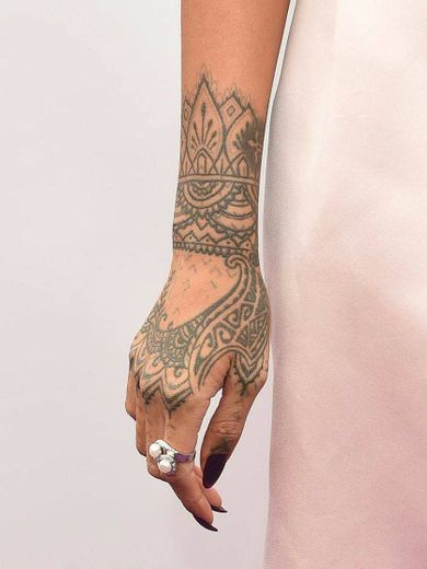 Rihanna's tattoo 