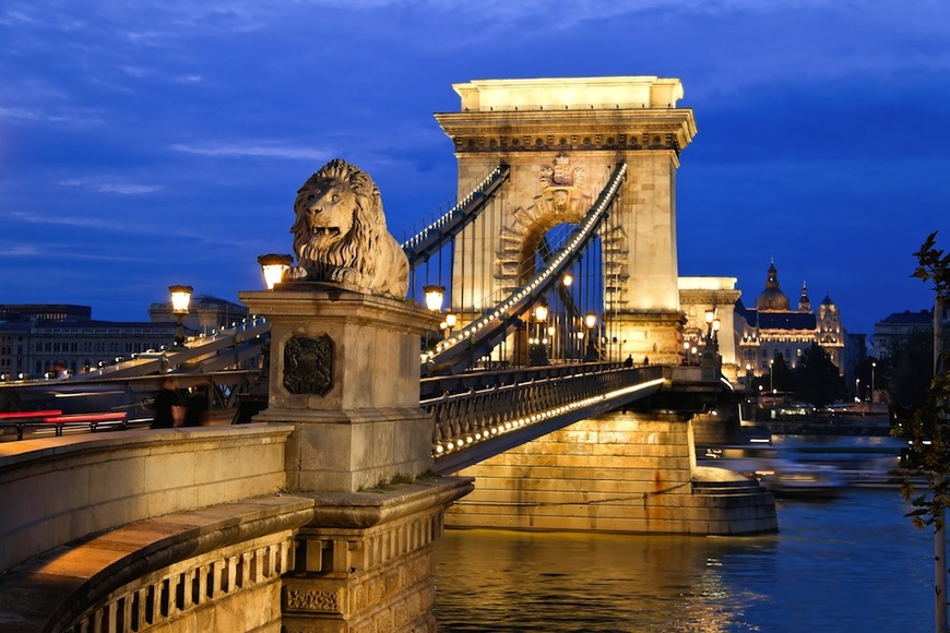 Lugar Puente de las Cadenas