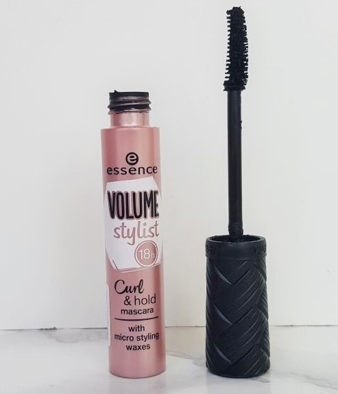 Moda *NEW* ESSENCE VOLUME STYLIST MASCARAS -- BATTLE OF ...