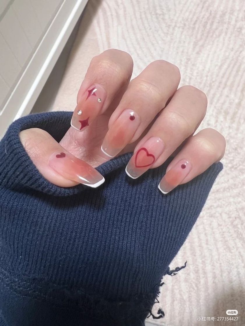 Beauty HEART NAILS 