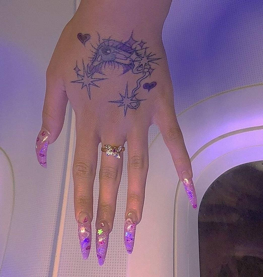 tatuajes en las manos