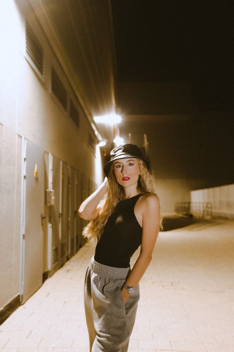 Inspo Pose