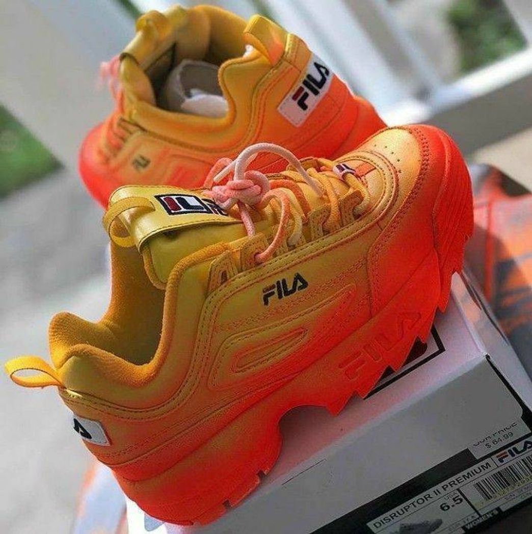 Fashion 🧡🧡👟