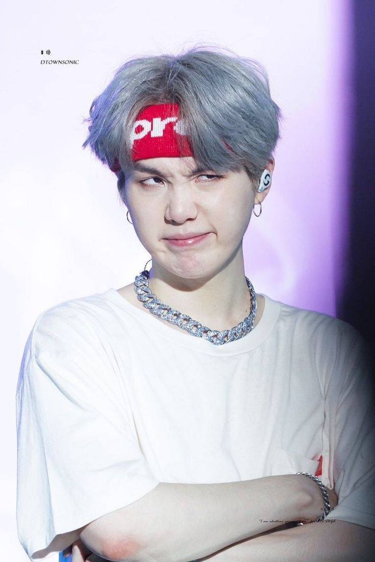 Moda Yoongi