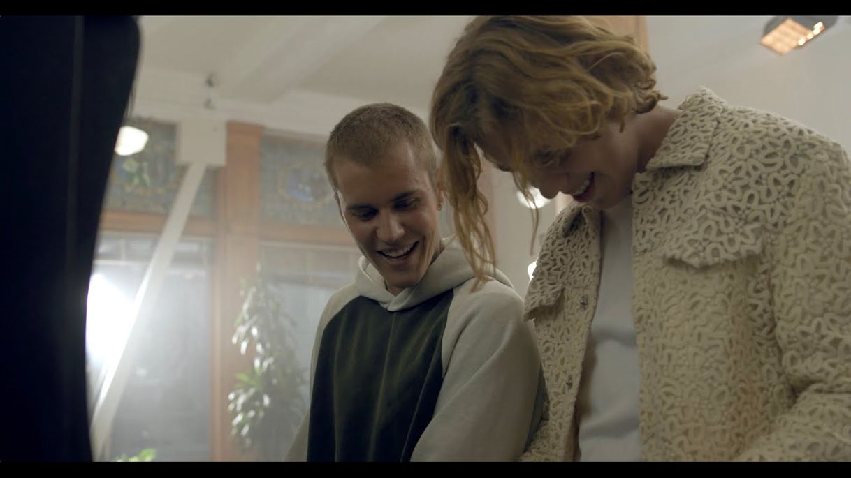 Canción STAY (with Justin Bieber)