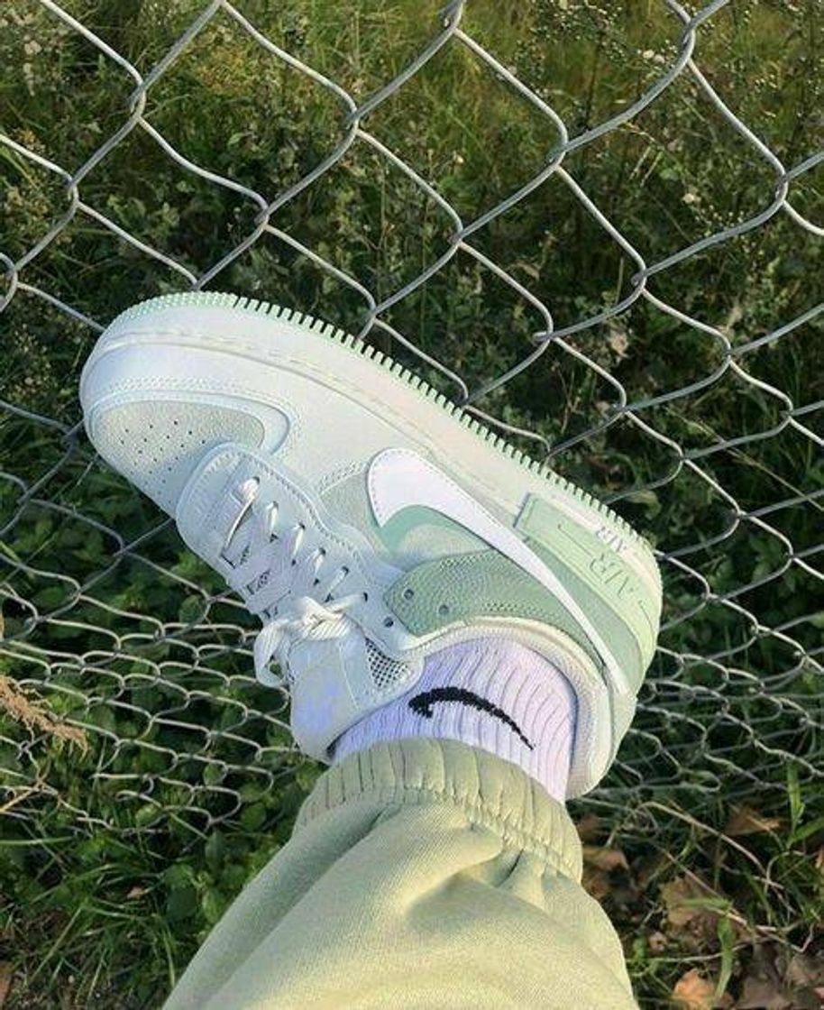 Moda NIKE GREEN 🌿💚🍏