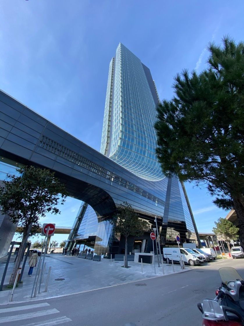 Place CMA CGM Tower