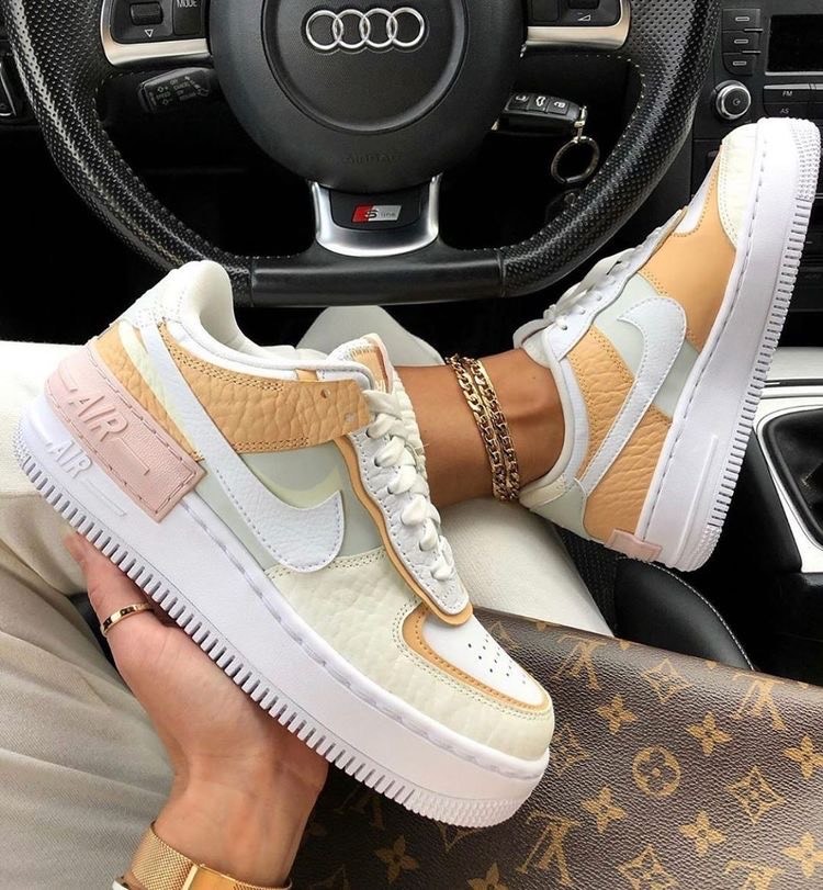 Social NIKE AIR FORCE SHADOW BEIGE