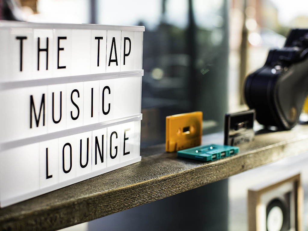 Moda The Tap - Music Lounge - Home | Facebook