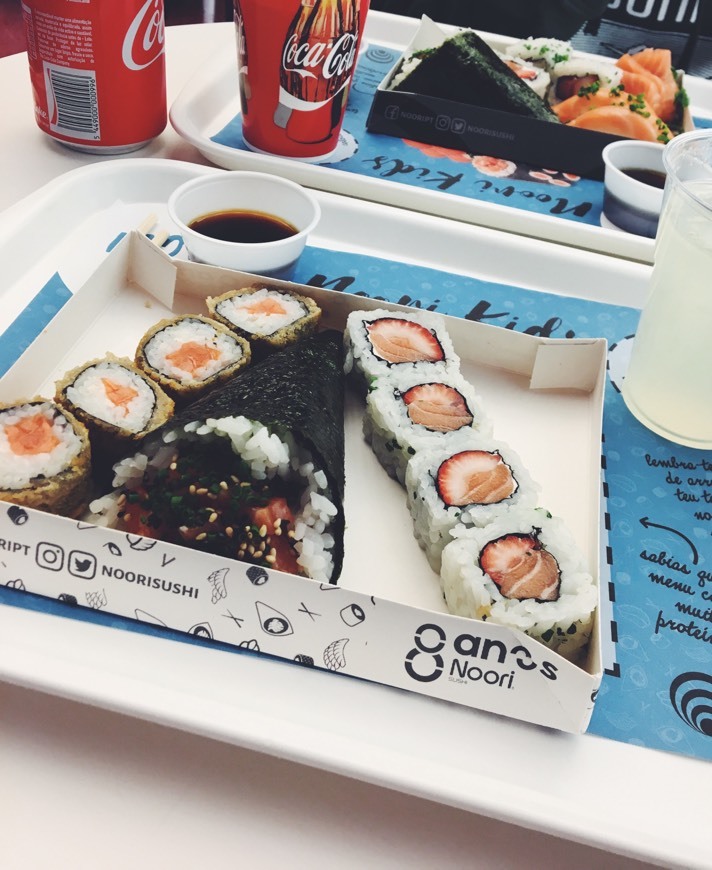 Restaurantes Noori Sushi