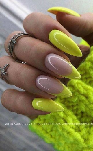 Nails neon 