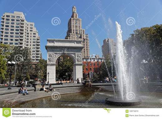 Washington Square Park