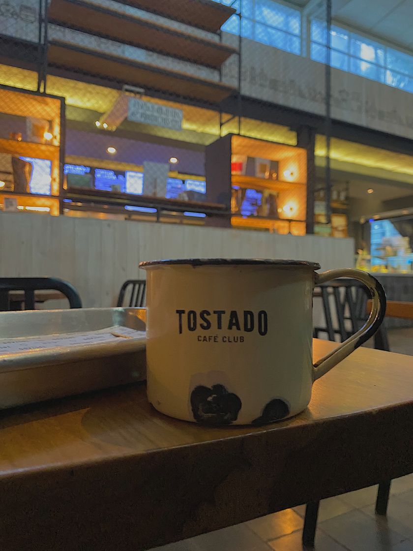 Moda Tostado Café Club