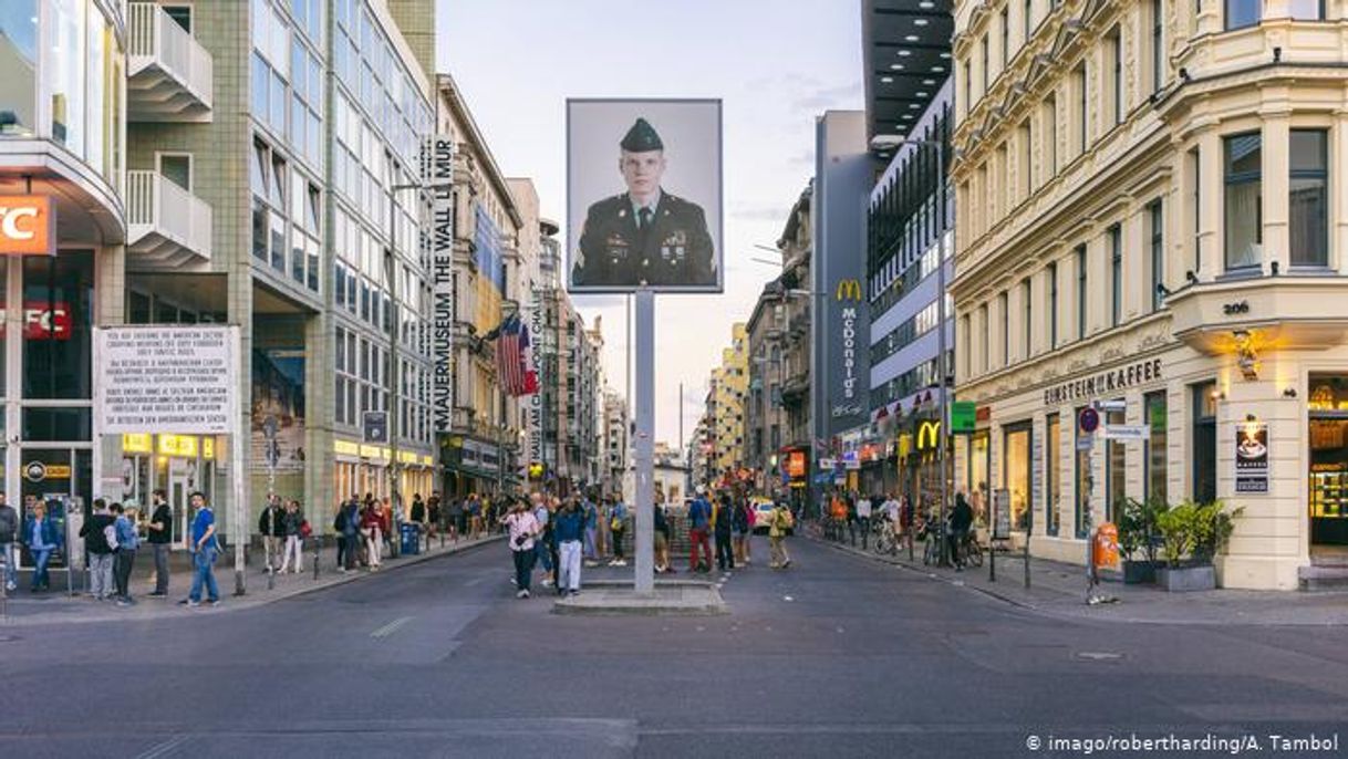 Place Checkpoint Charlie