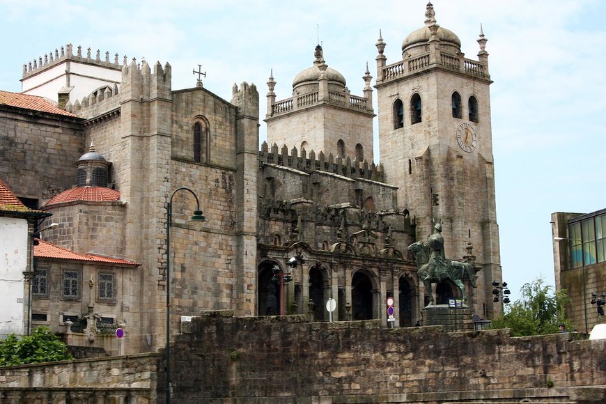 Lugar Catedral de Oporto