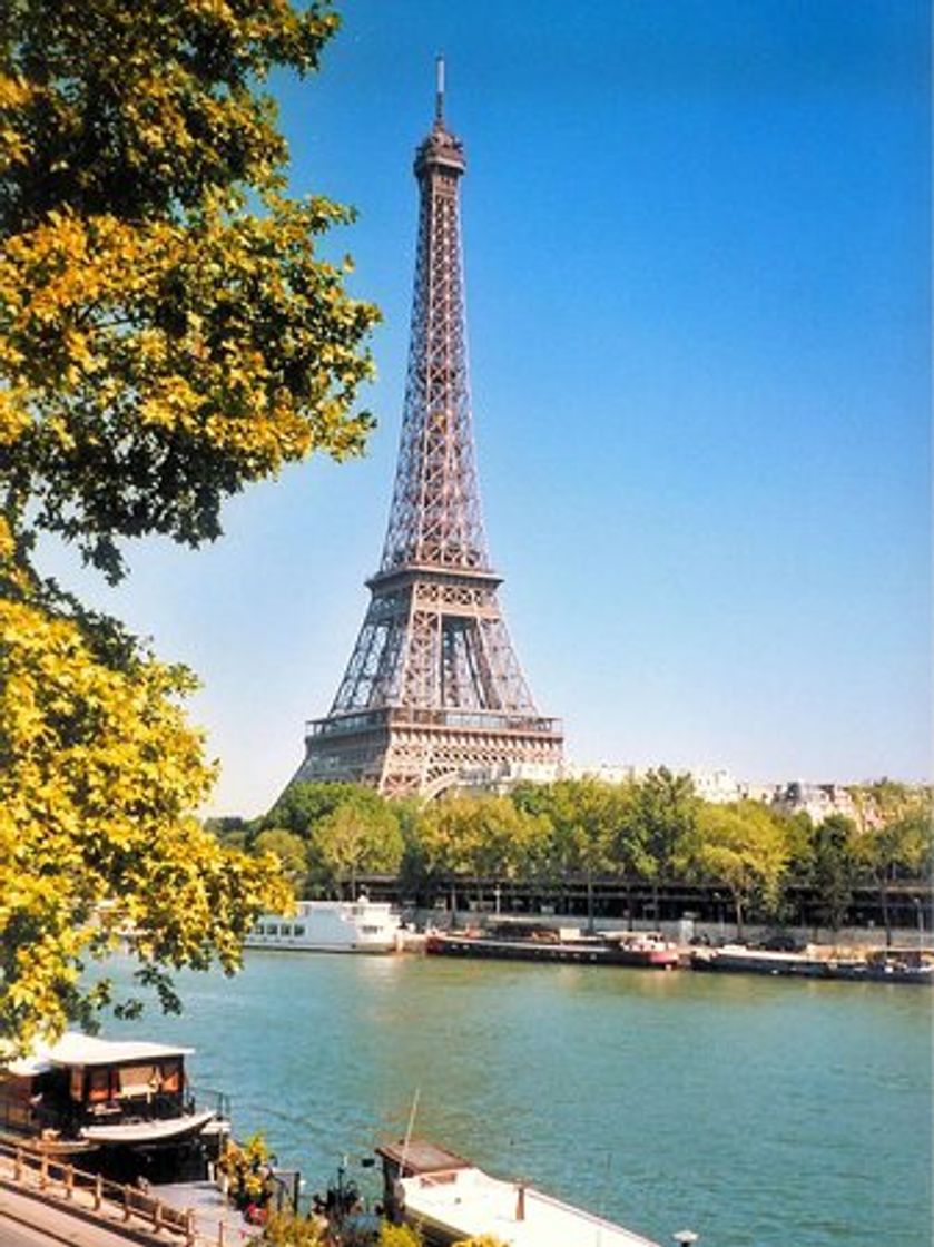 Place Torre Eiffel