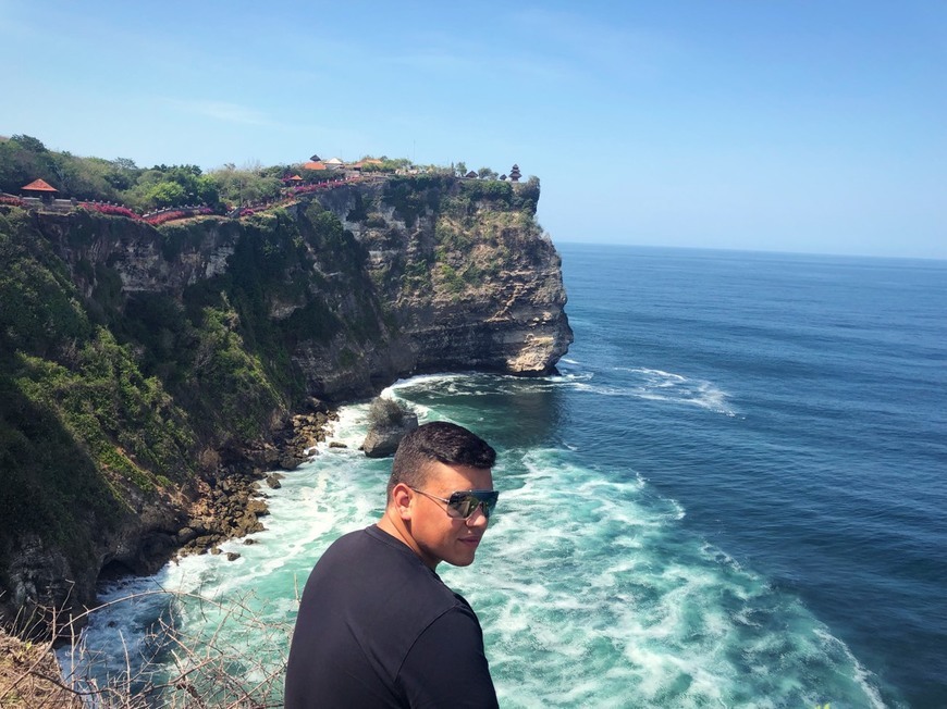 Lugar Uluwatu Temple