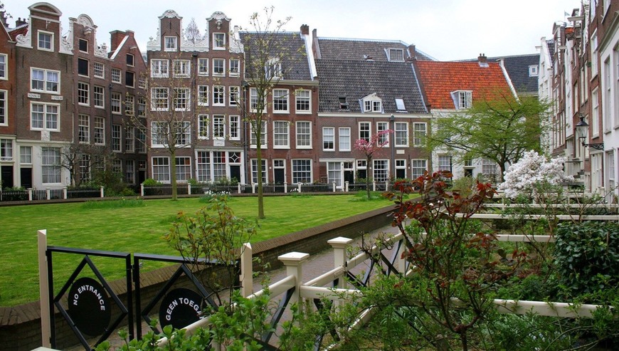 Place Begijnhof