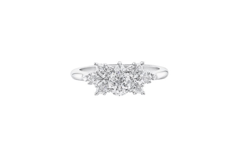 Moda Pear-Shaped Cluster Diamond Engagement Ring HARRY WINSTON