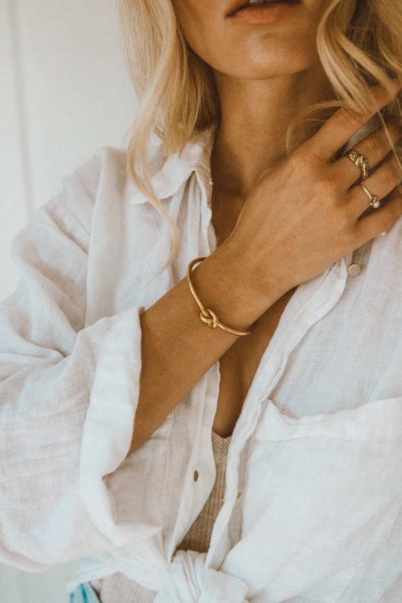 Moda Knot Bangle | House of VI