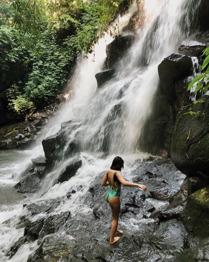 Place WATERFALLS: Kanto Lampo